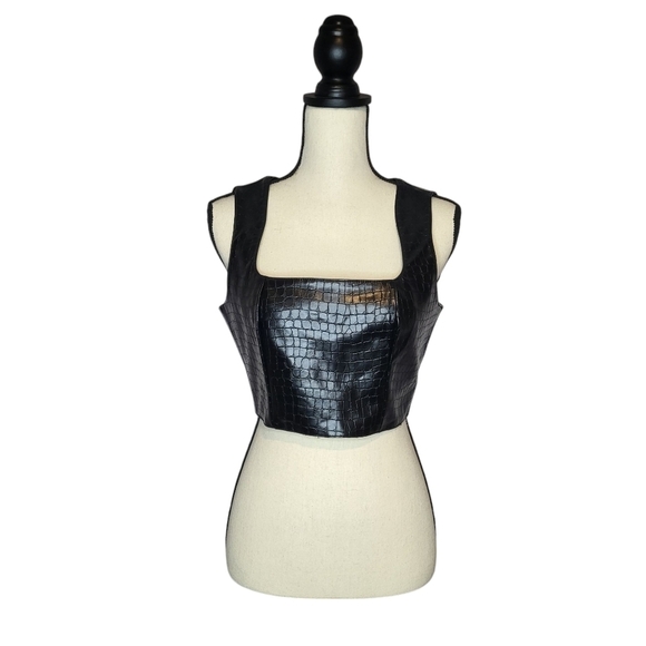 7 For All Mankind crop top black croc embossed vegan leather zipper back size S - Picture 1 of 12